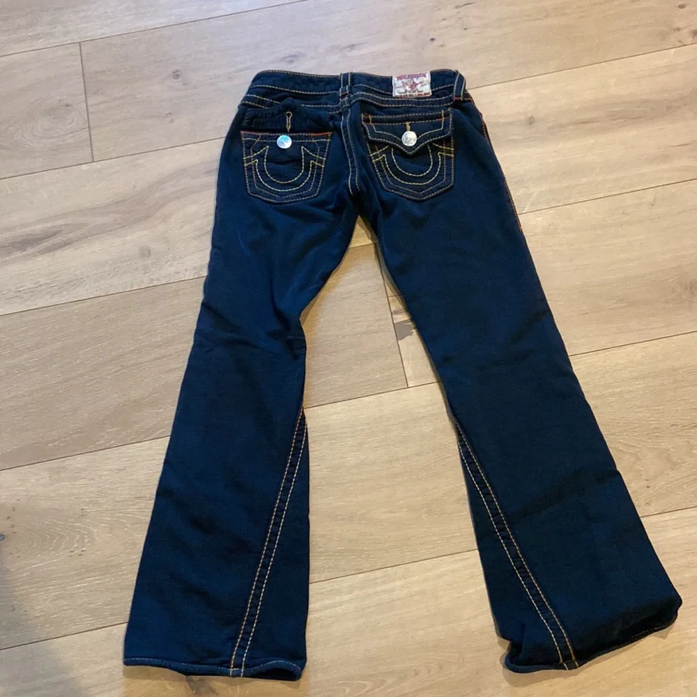 true religon jeans - Picture 3 of 4